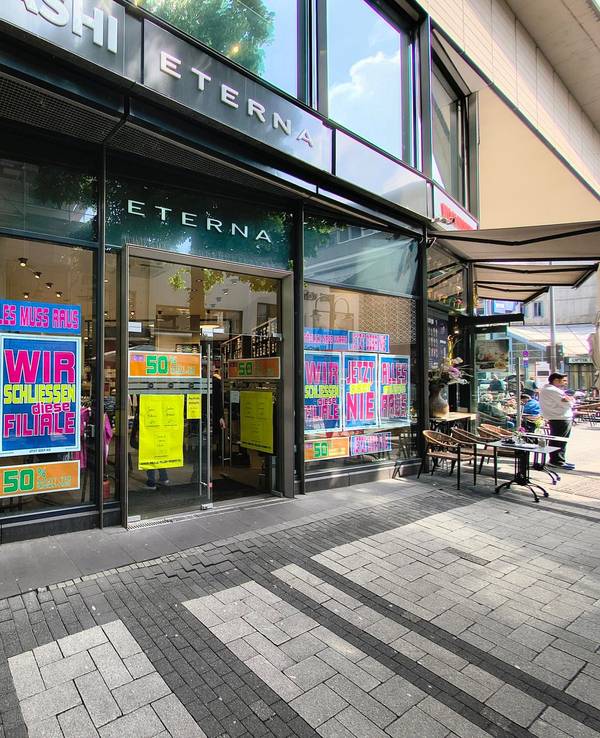 Die Eterna-Filiale auf der Breite Straße schließt.