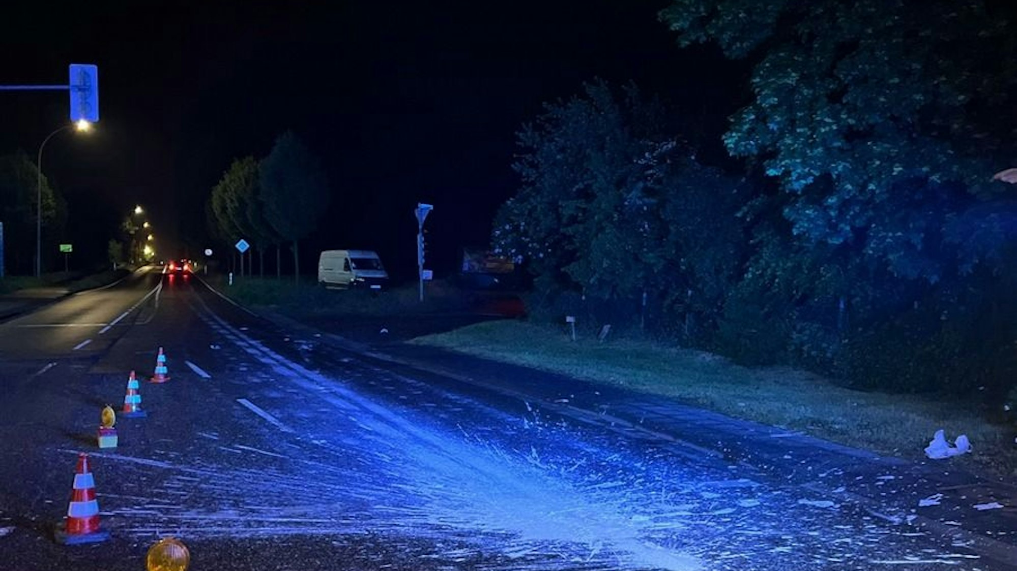 Polizei stoppt 25-Jährigen nach gefährlichem Eingriff in den Straßenverkehr.