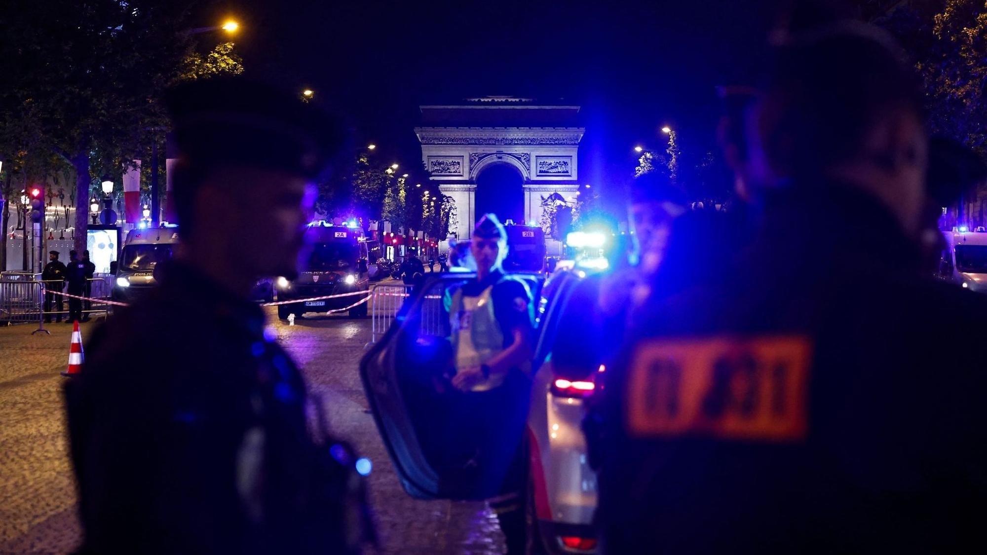 Ausschreitungen nach PSG-Sieg gegen Bayern in Paris