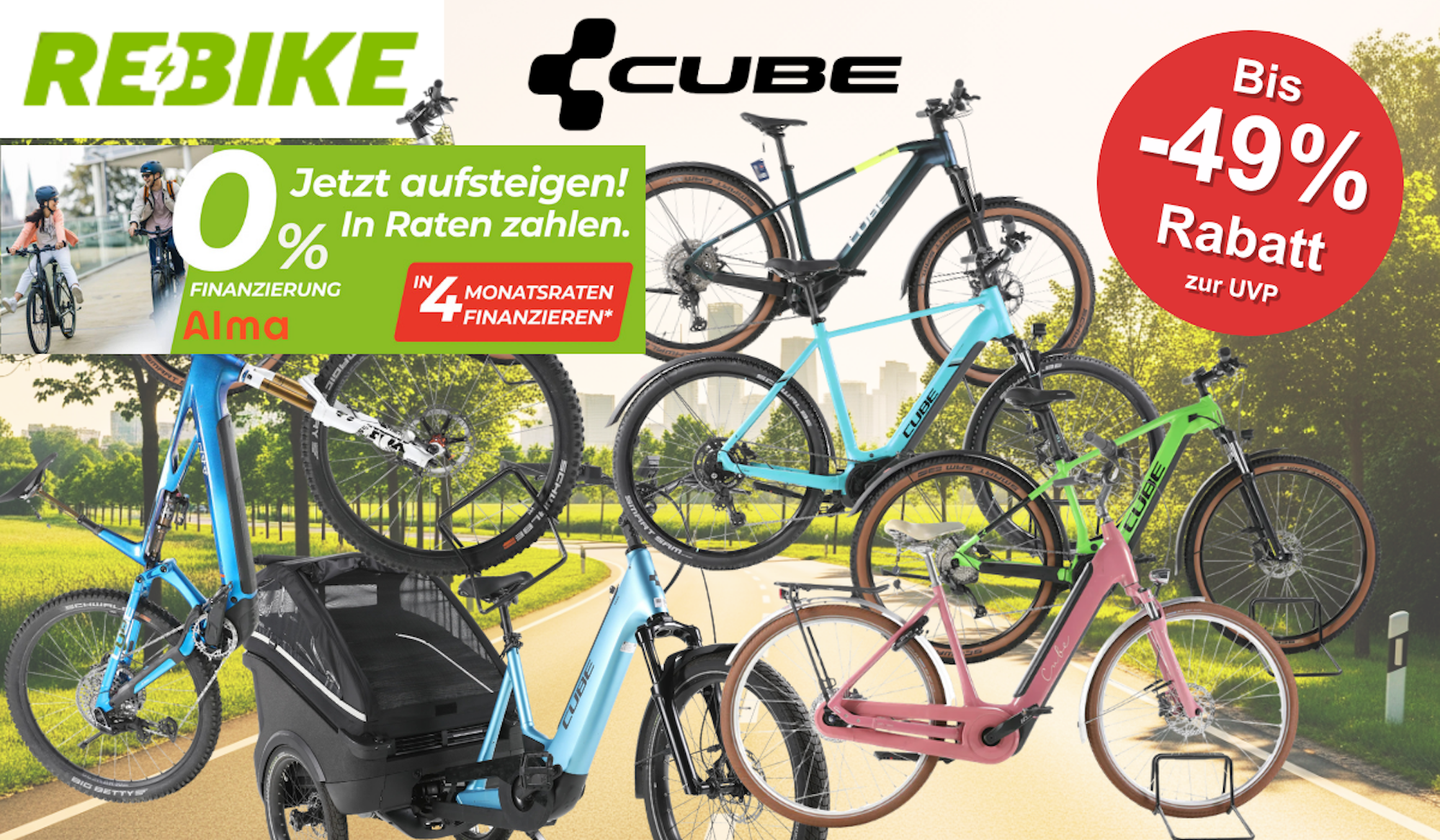Cube E-Bikes wie Trekking und Mountainbike vor einer Landstraße im Grünen.