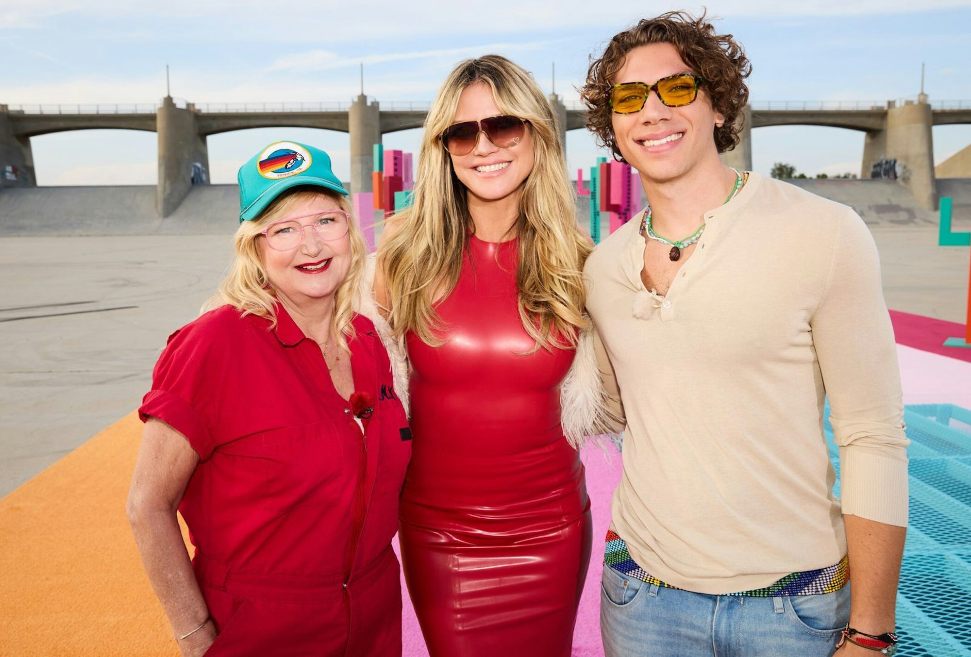 Heidi Klum hat Elias Becker und Kostümbildnerin Mona May eingeladen. (Bild: ProSieben/Max Montgomery)