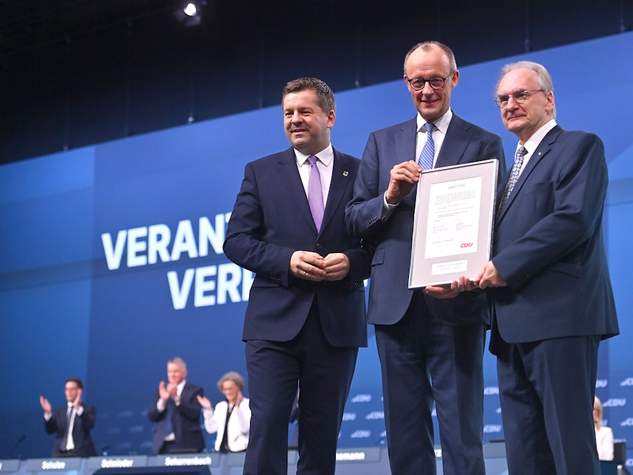 Sven Schulze, Friedrich Merz und Reiner Haseloff (CDU, von links)