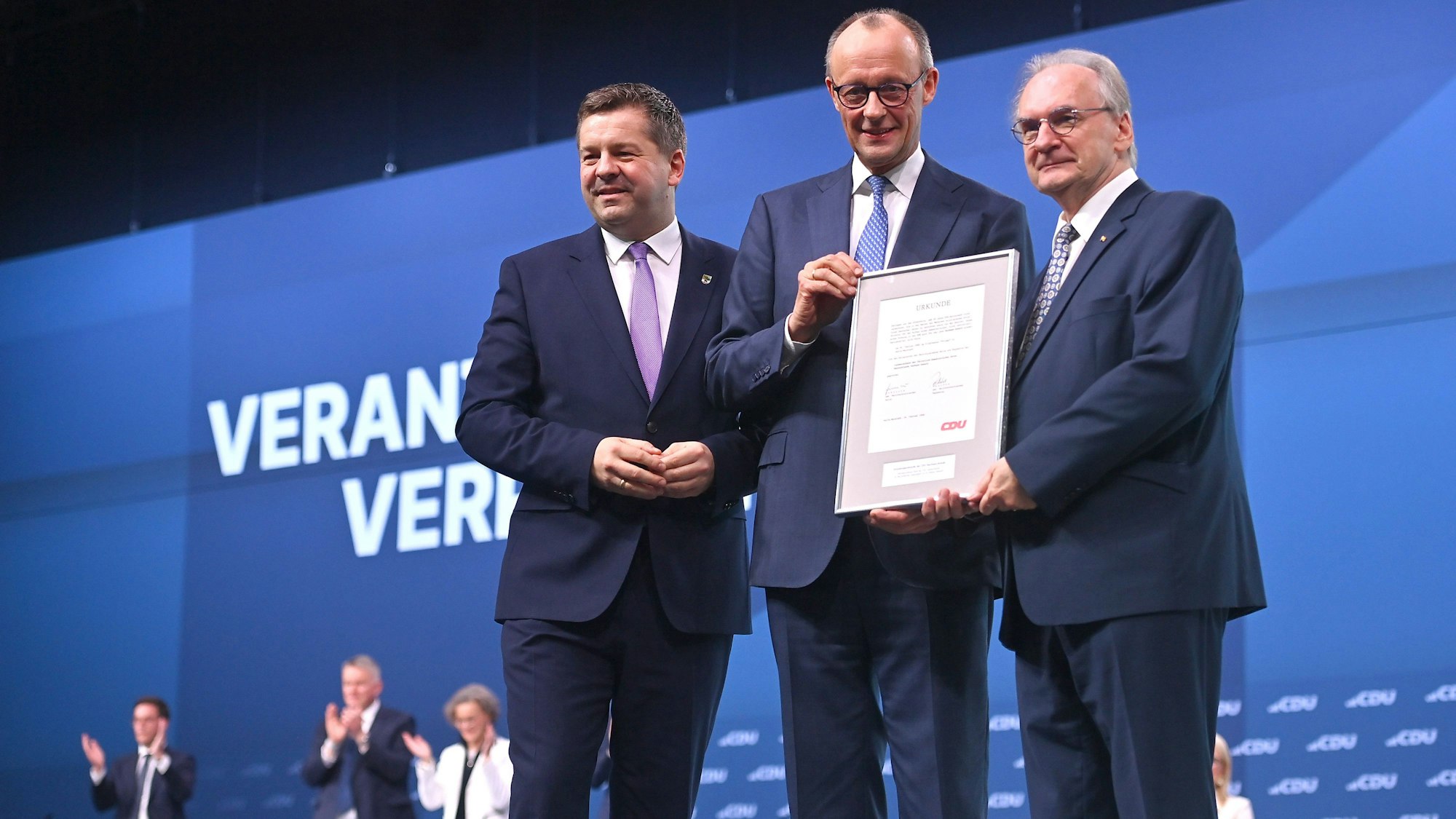 Sven Schulze, Friedrich Merz und Reiner Haseloff (CDU, von links)