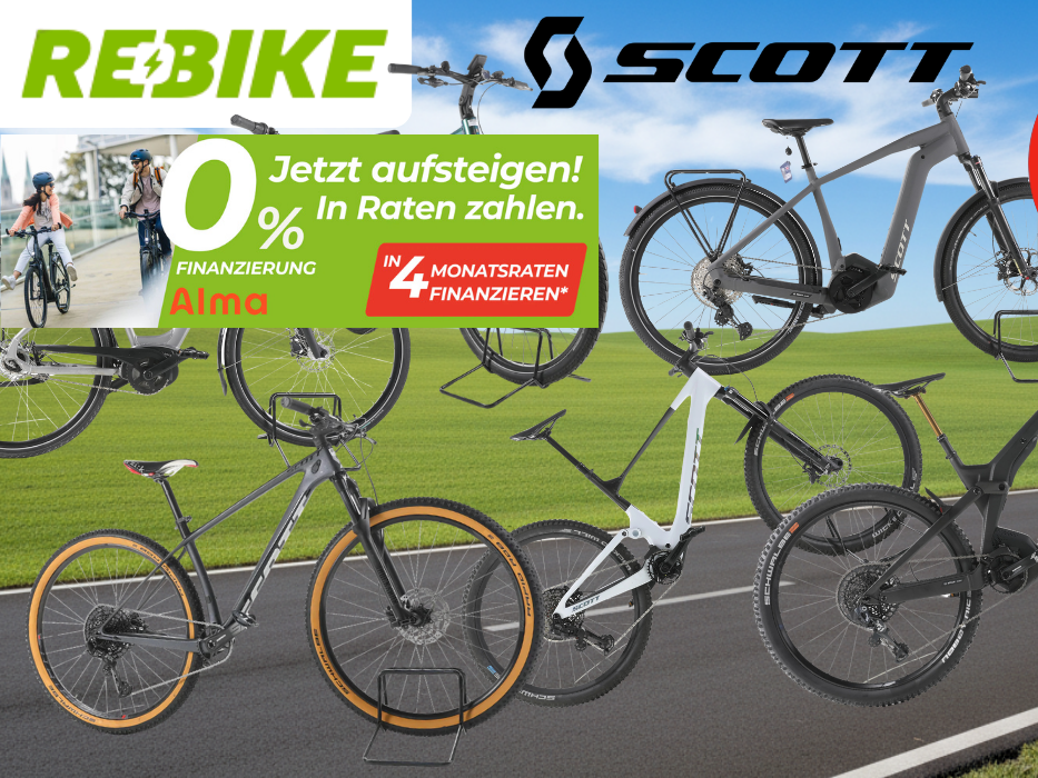 Mehrere refurbished Scott E-Bikes und Fahrräder verschiedener Kategorien – darunter Trekking-E-Bikes, E-Mountainbikes und ein Gravelbike – vor grüner Landschaft, mit den Logos von Rebike und Scott sowie einem roten Rabatt-Button.
