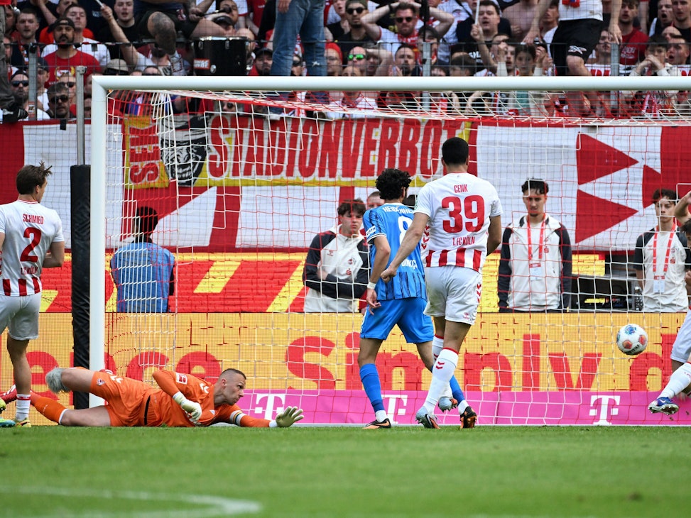 Tor für den 1. FC Heidenheim gegen den 1. FC Köln.