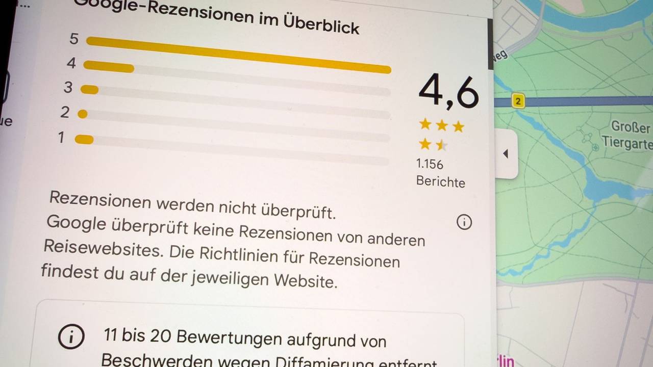 Google-Rezensionen auf einem Bildschirm