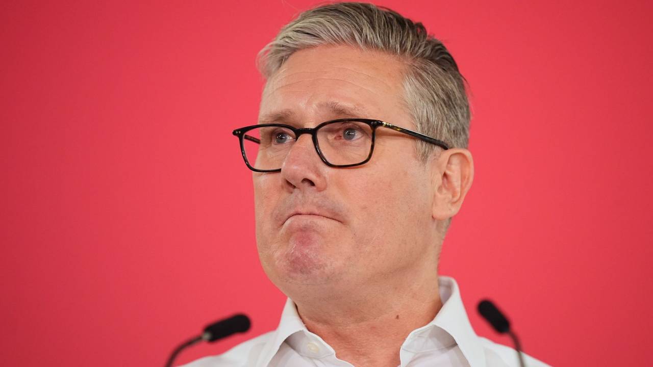Nach dem Wahldebakel für Labour: Starmer hält Rede