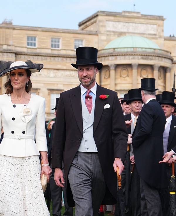 William und Kate, die Prinz und Prinzessin von Wales während einer königlichen Gartenparty im Buckingham Palast.
