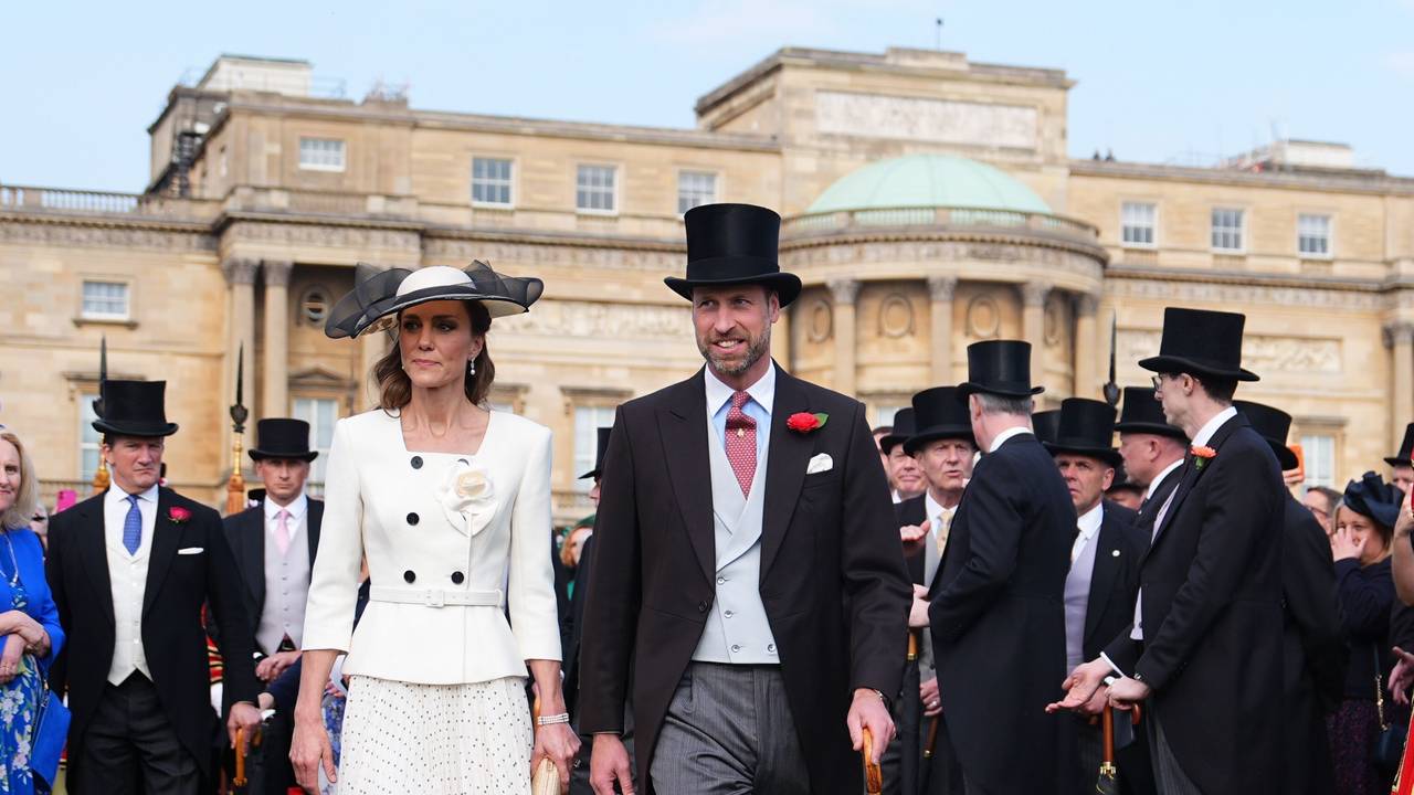 William und Kate, die Prinz und Prinzessin von Wales während einer königlichen Gartenparty im Buckingham Palast.
