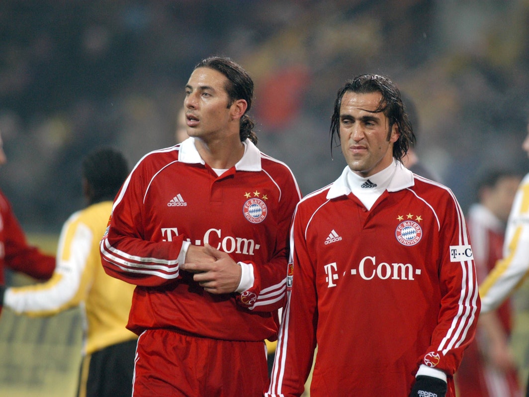 Ali Karimi (re.) und Claudio Pizarro nach dem Spiel.