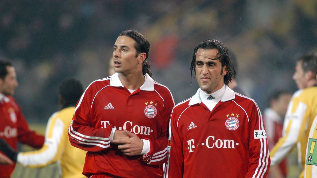 Ali Karimi (re.) und Claudio Pizarro nach dem Spiel.