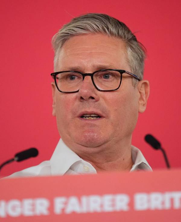 Nach dem Wahldebakel für Labour: Starmer hält Rede