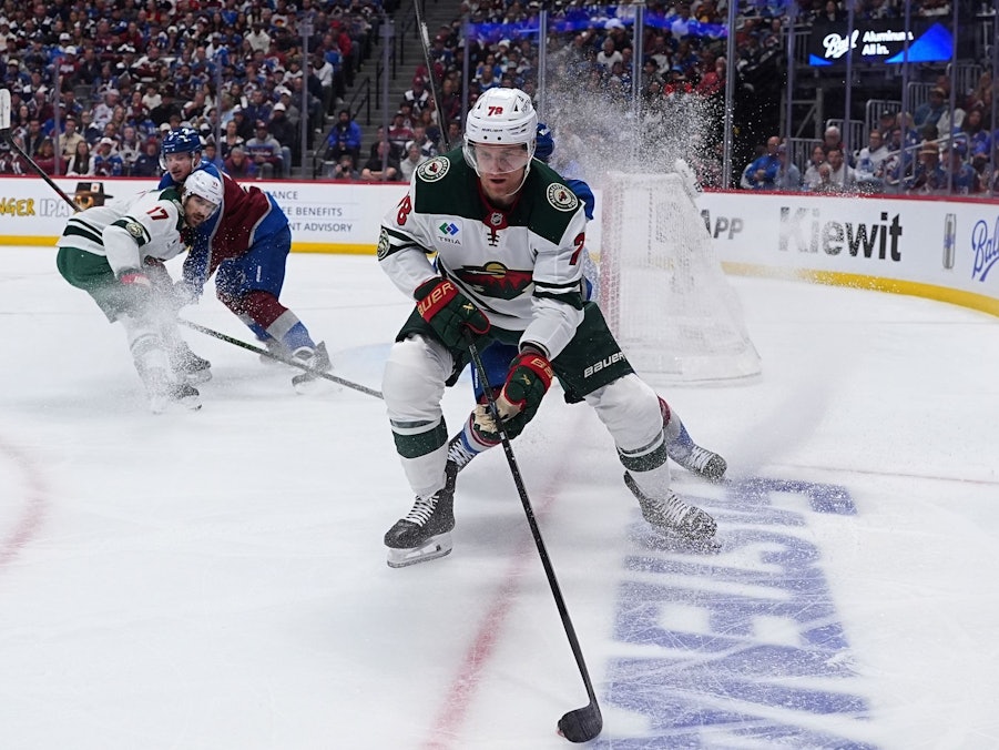 Colorado Avalanche - Minnesota Wild
