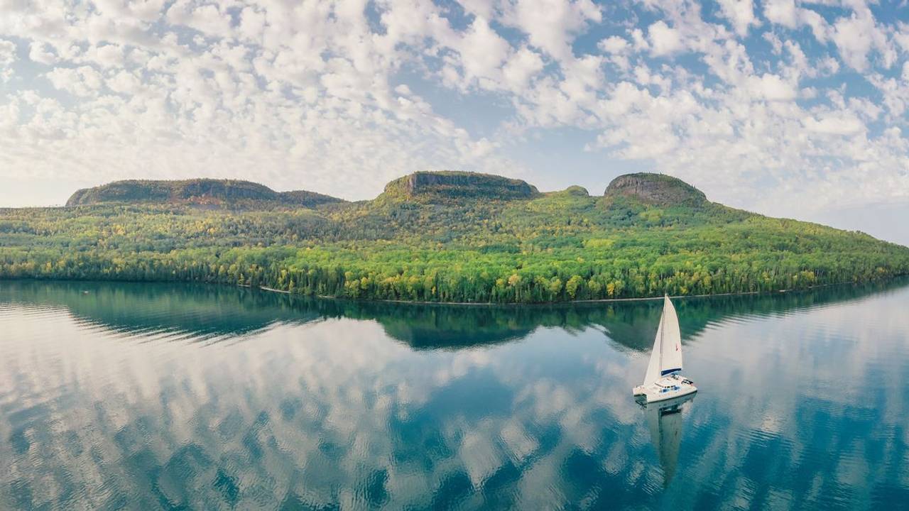 Felsformation «Sleeping Giant» im Lake Superior