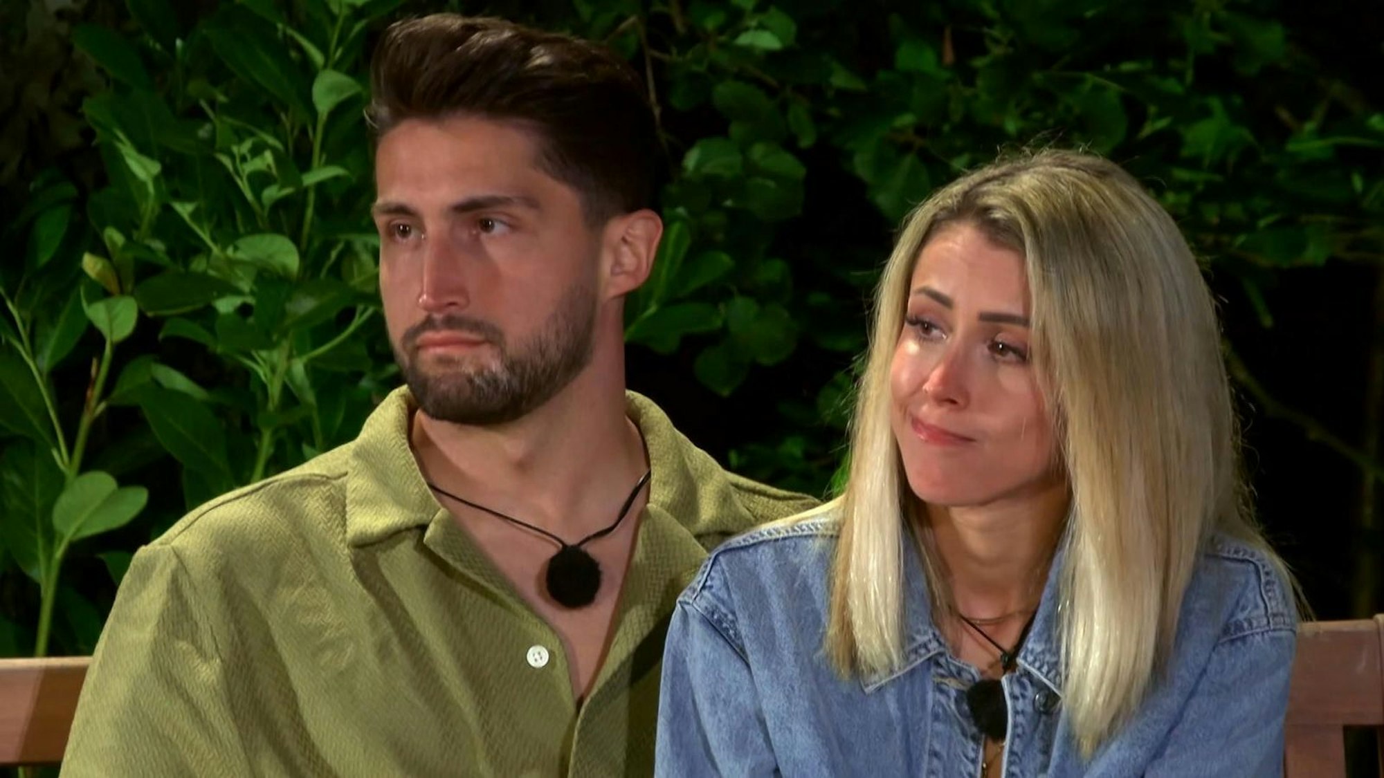 Lorik Bunjaku und Denise Hersing, hier im „Sommerhaus der Stars“ von RTL, haben sich getrennt. (Bild: RTL)