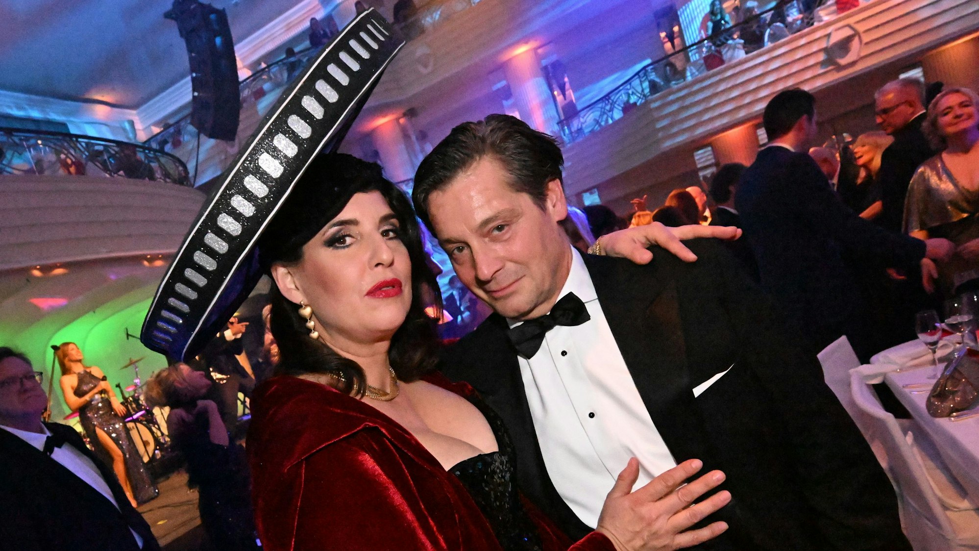 Fritz Karl und Elena Uhlig beim Deutschen Filmball in München.