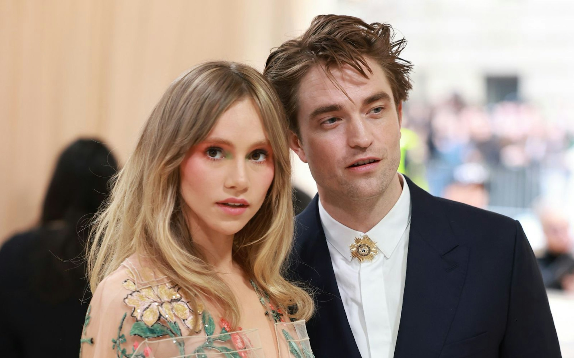 Haben Suki Waterhouse und Robert Pattinson heimlich geheiratet? Das Gerücht hält sich seit einigen Wochen hartnäckig. (Bild: 2023 Getty Images/Theo Wargo)
