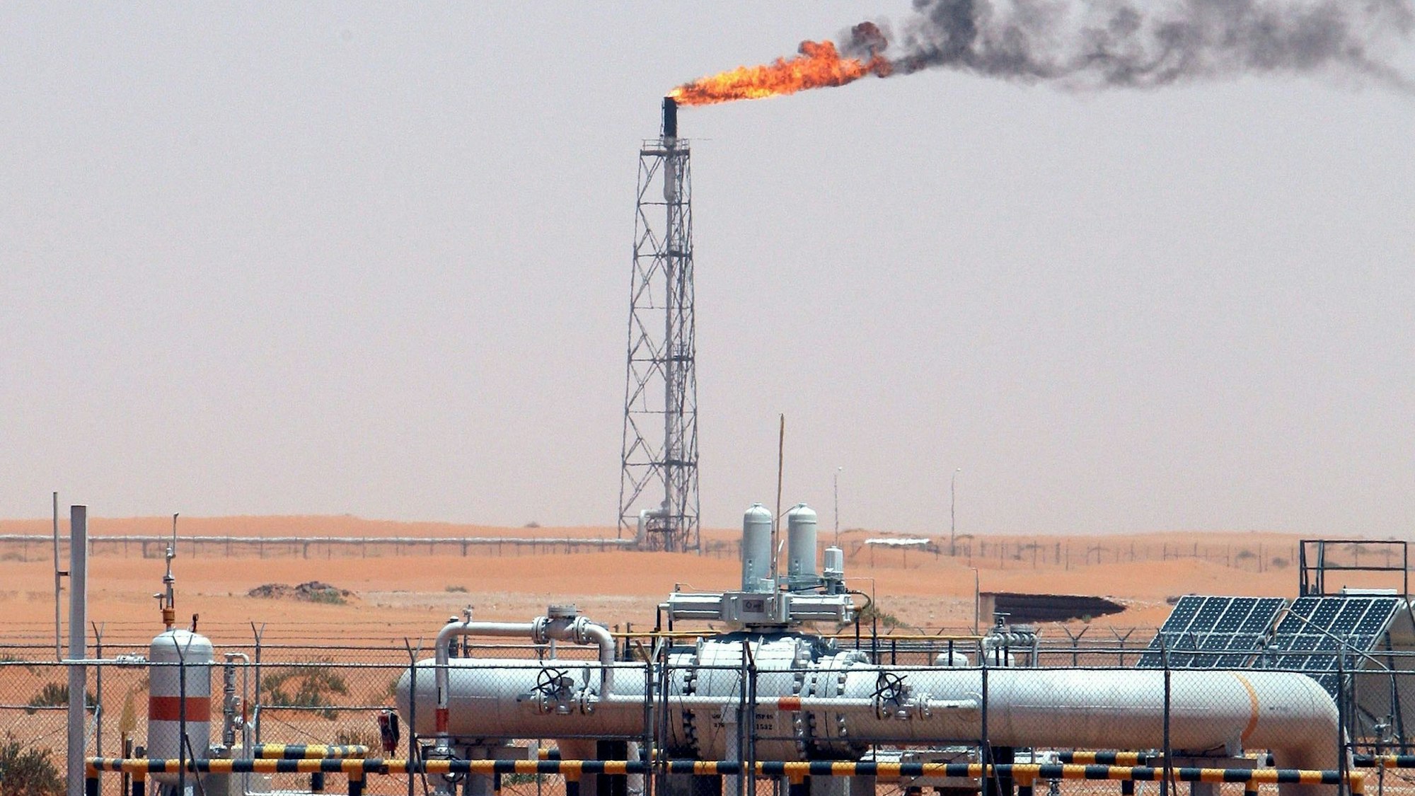 Ölfeld in Saudi-Arabien