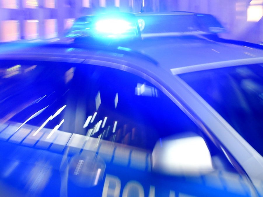 Blaulicht auf einem Polizeiauto