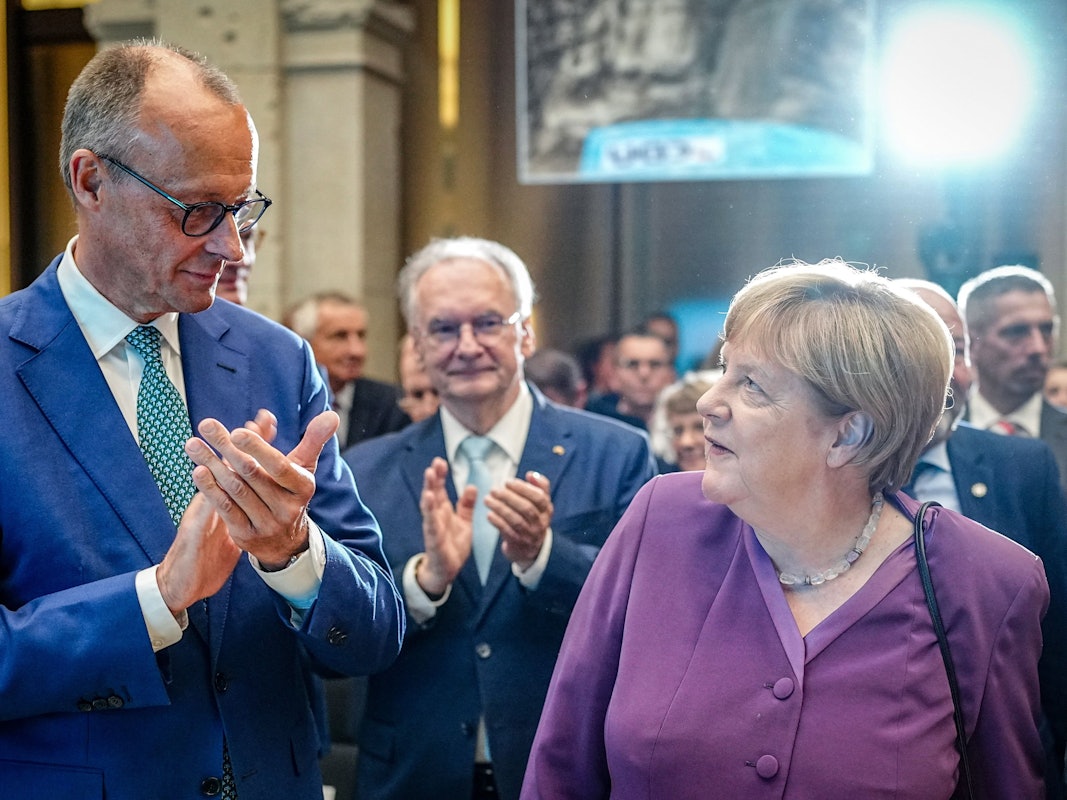 Angela Merkel und Friedrich Merz bei einem gemeinsamen Auftritt im September 2024 in Berlin.