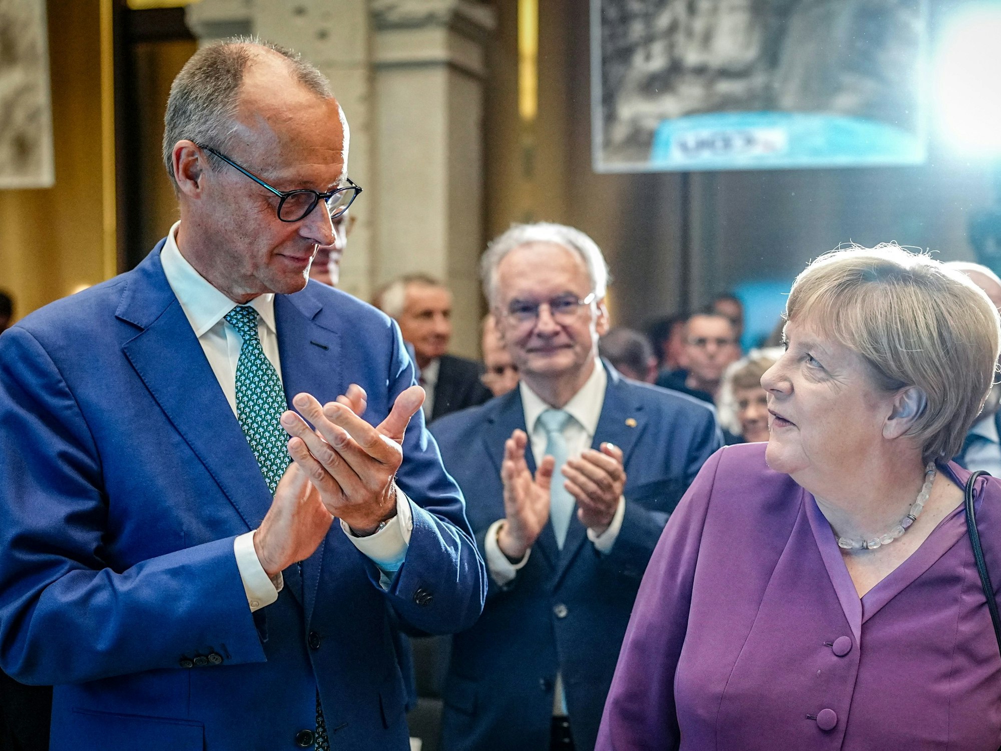 Angela Merkel und Friedrich Merz bei einem gemeinsamen Auftritt im September 2024 in Berlin.