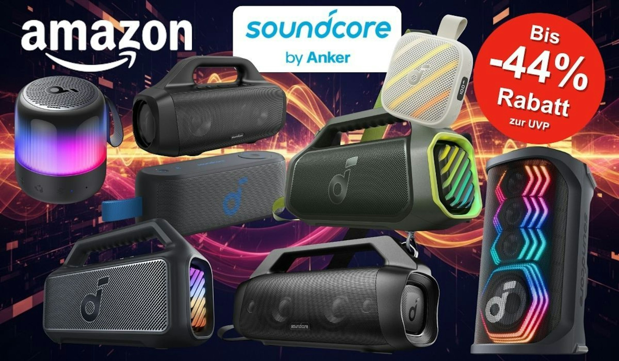 Collage verschiedener Soundcore by Anker Bluetooth-Lautsprecher in unterschiedlichen Größen und Modellen vor einem dunklen Hintergrund mit orangefarbenen und roten Lichteffekten. Die Lautsprecher reichen vom kleinen RGB-Mini-Speaker bis zum großen Party-Lautsprecher mit bunter LED-Beleuchtung. Links oben das Amazon-Logo, in der Mitte das Soundcore by Anker-Logo. Rechts oben roter Button mit der Aufschrift „Bis -44 % Rabatt zur UVP".