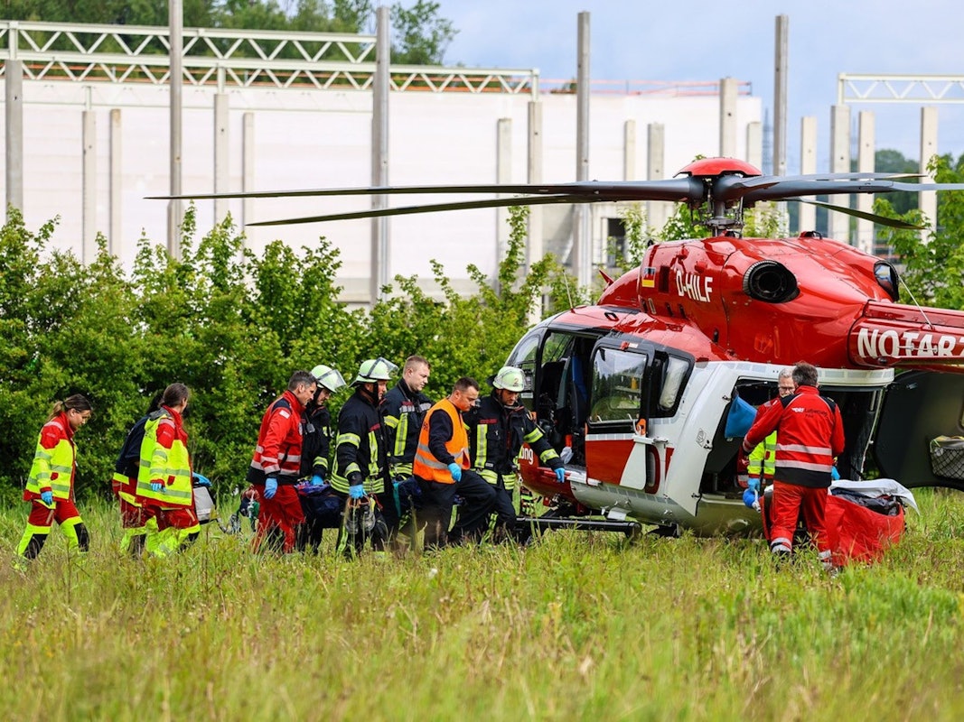 Mann stürzt auf Baustelle fünf Meter in die Tiefe