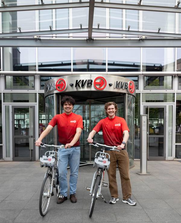 Hendrik (li.) und Jonathan starten bei „Rund um Köln“
