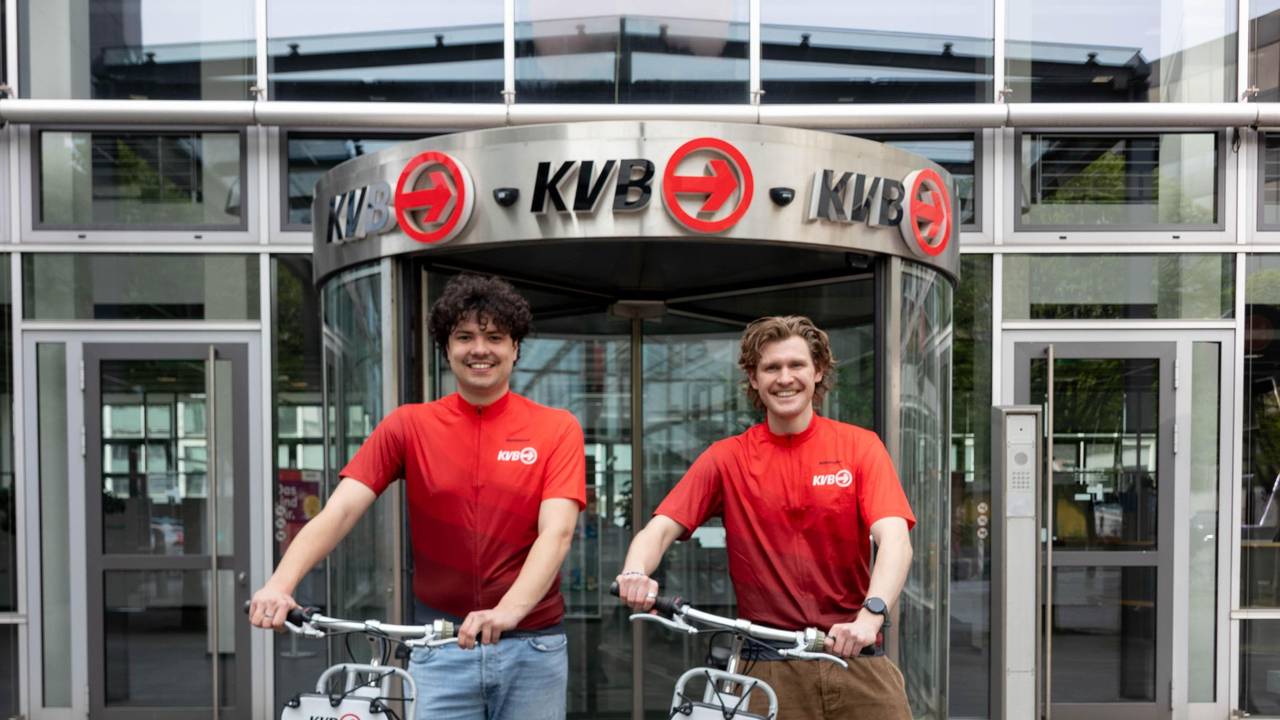 Hendrik (li.) und Jonathan starten bei „Rund um Köln“