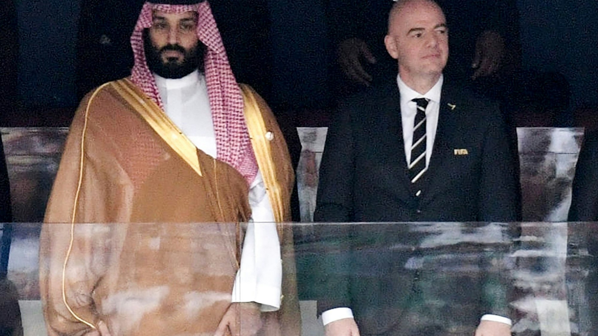 Mohammed bin Salman (l) und Gianni Infantino