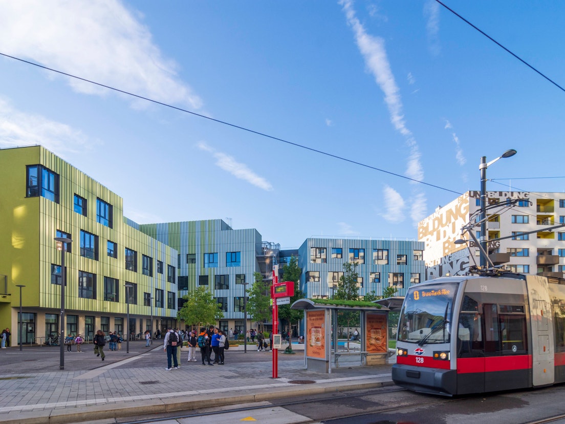 Der 14-Jährige und die Pädagogin sollen sich auf einem Bildungscampus in Wien kennengelernt haben (Archivbild).
