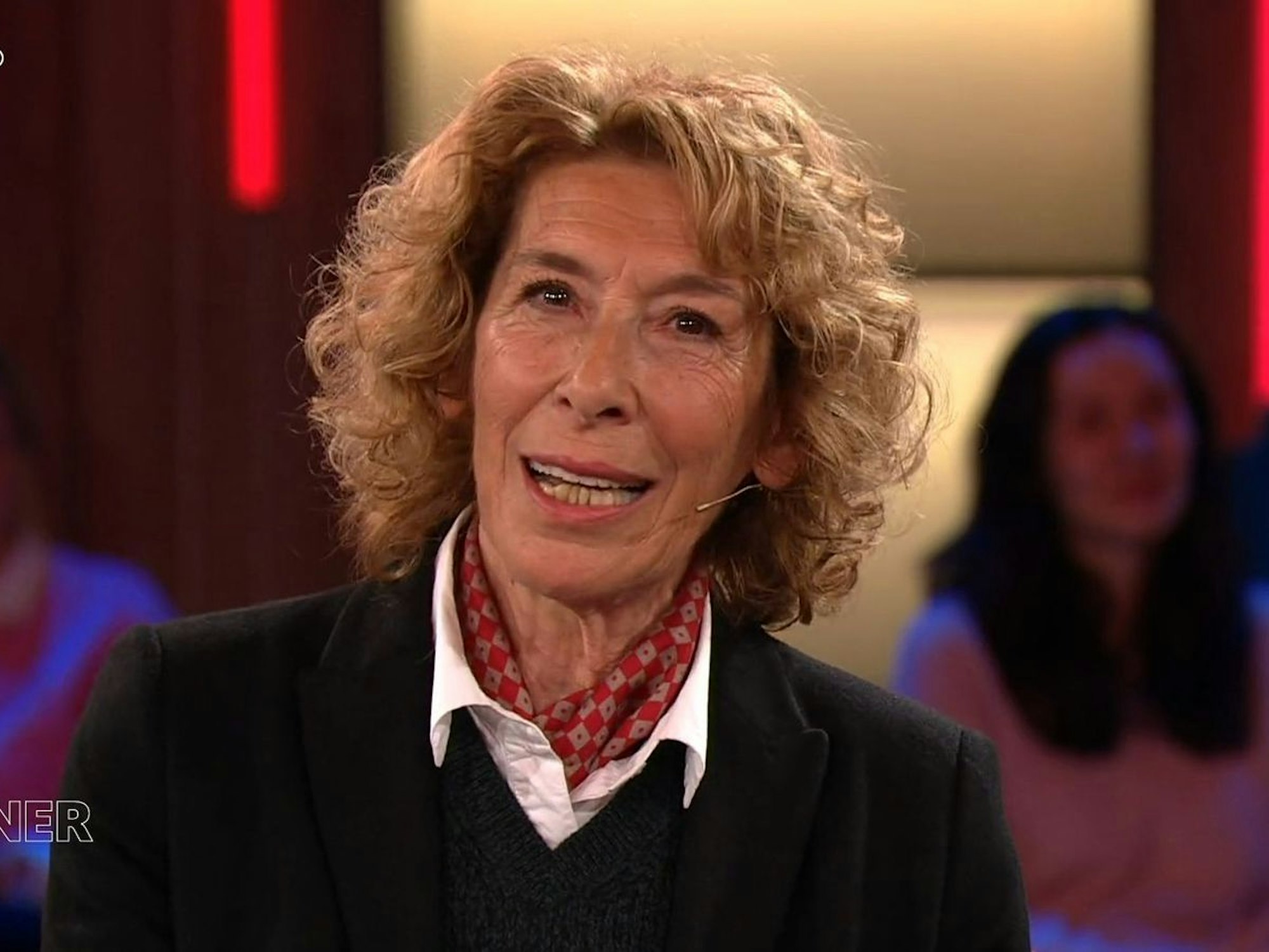 Schauspielerin Adele Neuhauser war zu Gast im „Kölner Treff“. (Bild: WDR)