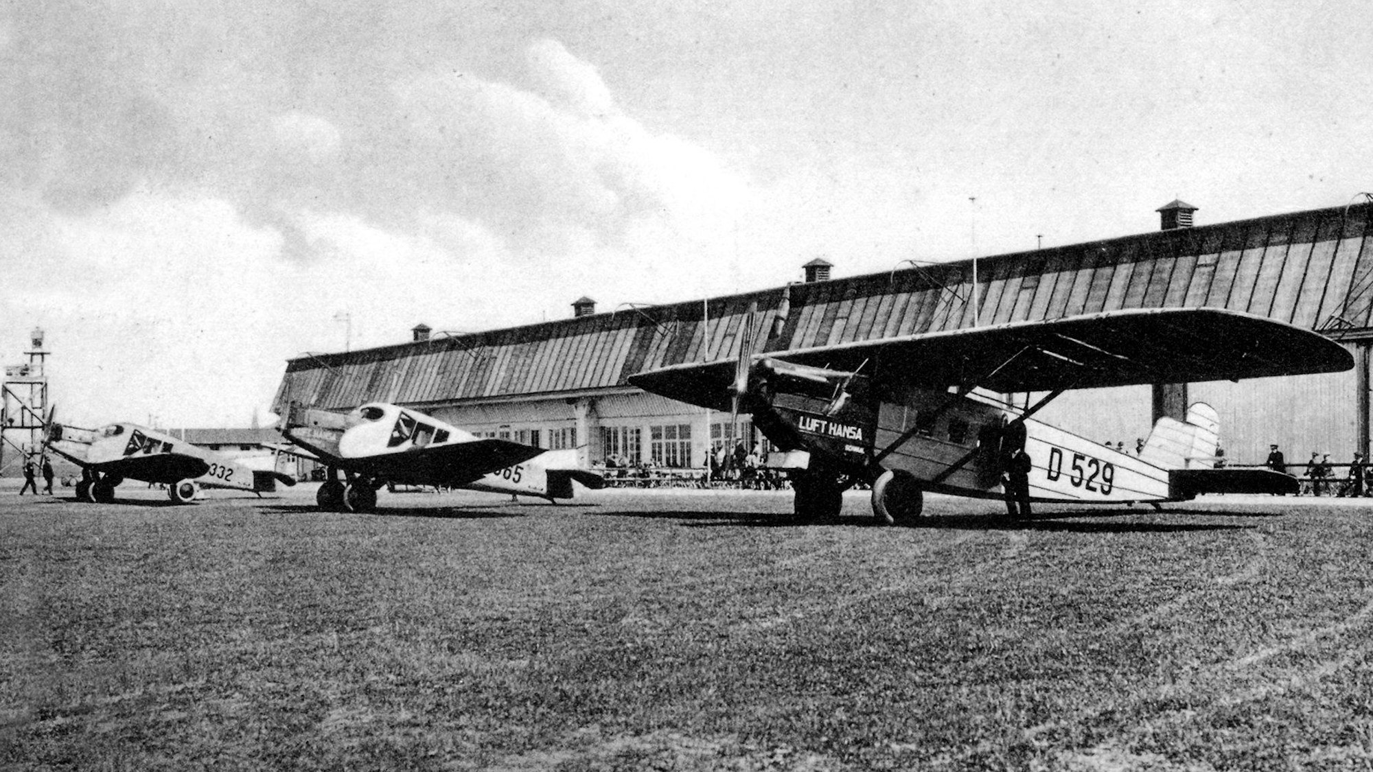 Flugzeuge am Flughafen Butzweilerhof