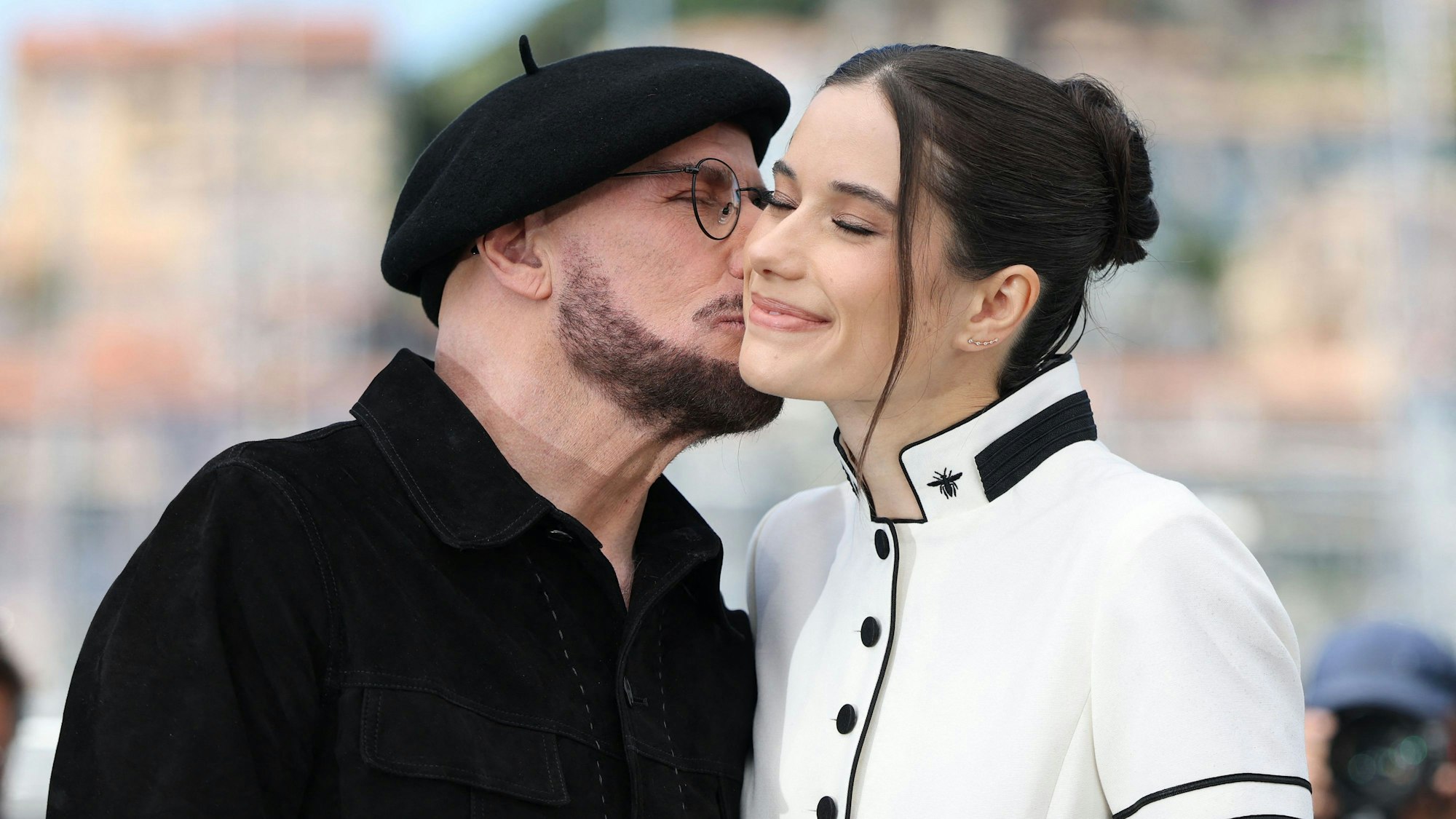 John Travolta mit seiner Tochter Ella Bleu Travolta in Cannes.