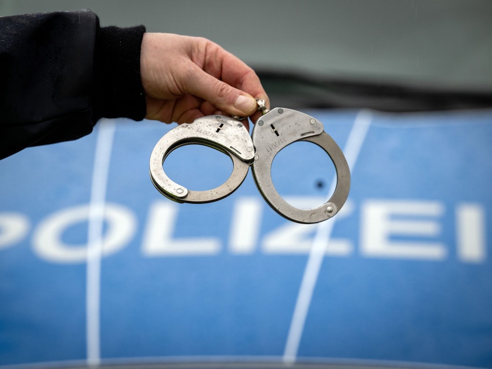 Festnahme nach Angriff auf Radfahrer an Ampel