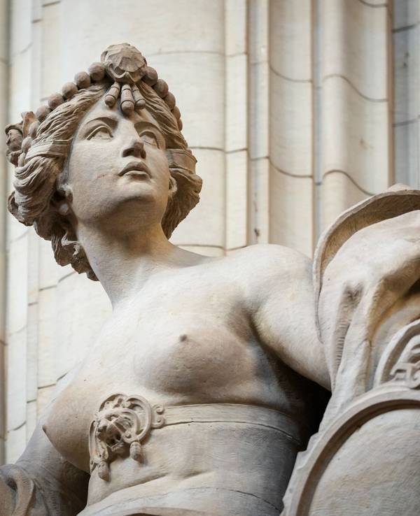 Statue einer römischen Göttin