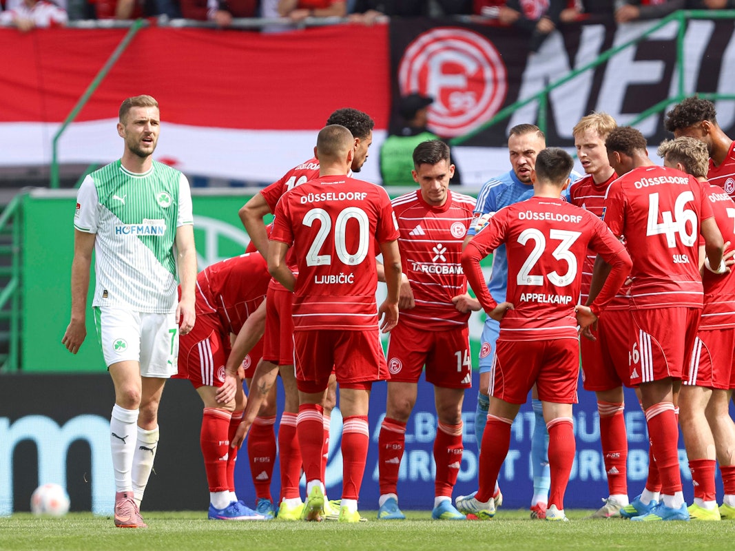 Spielerkreis bei Fortuna Düsseldorf.