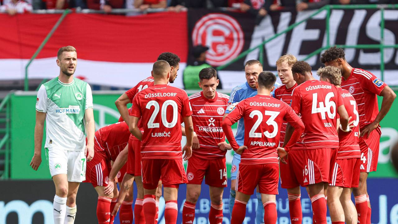Spielerkreis bei Fortuna Düsseldorf.