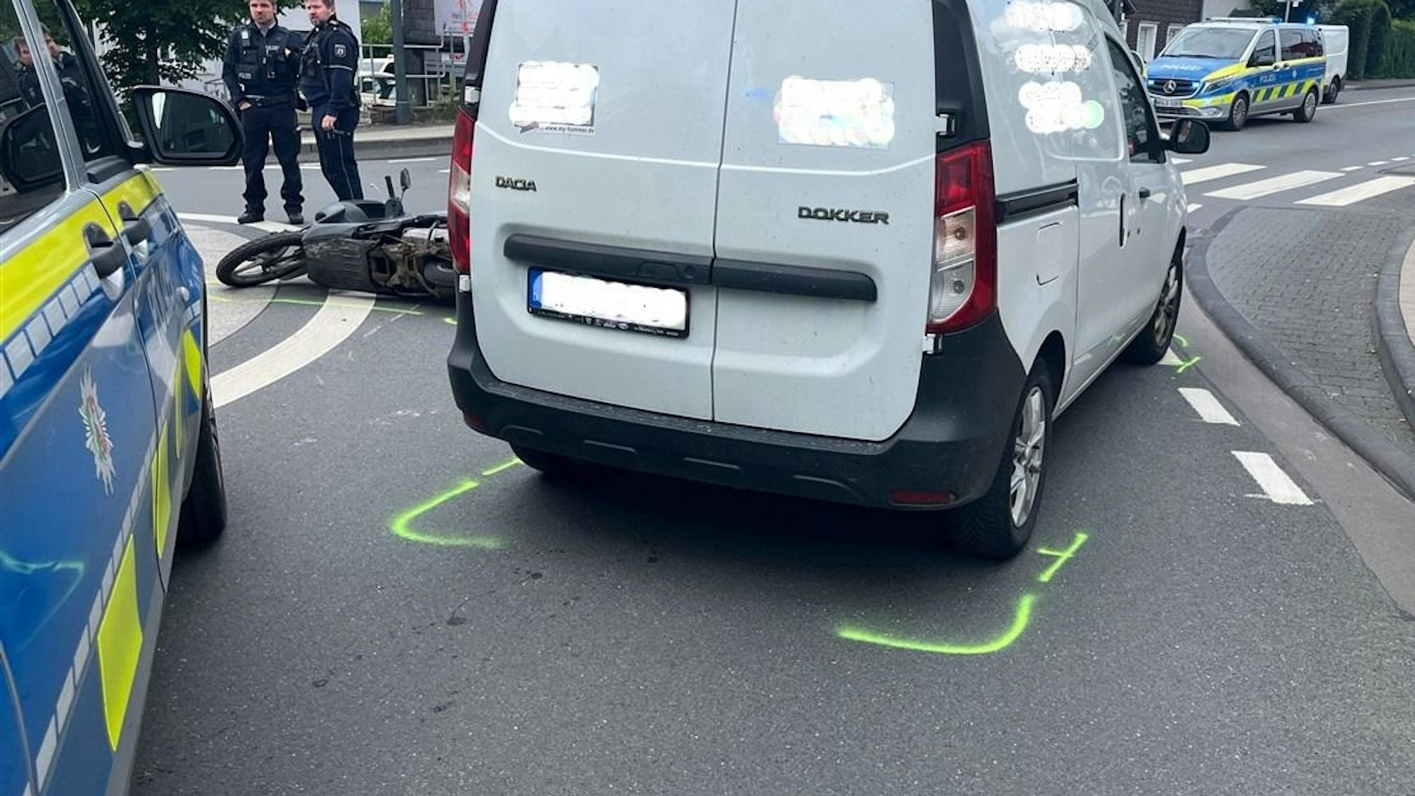 Unfall im Kreisverkehr in Wipperfürth.