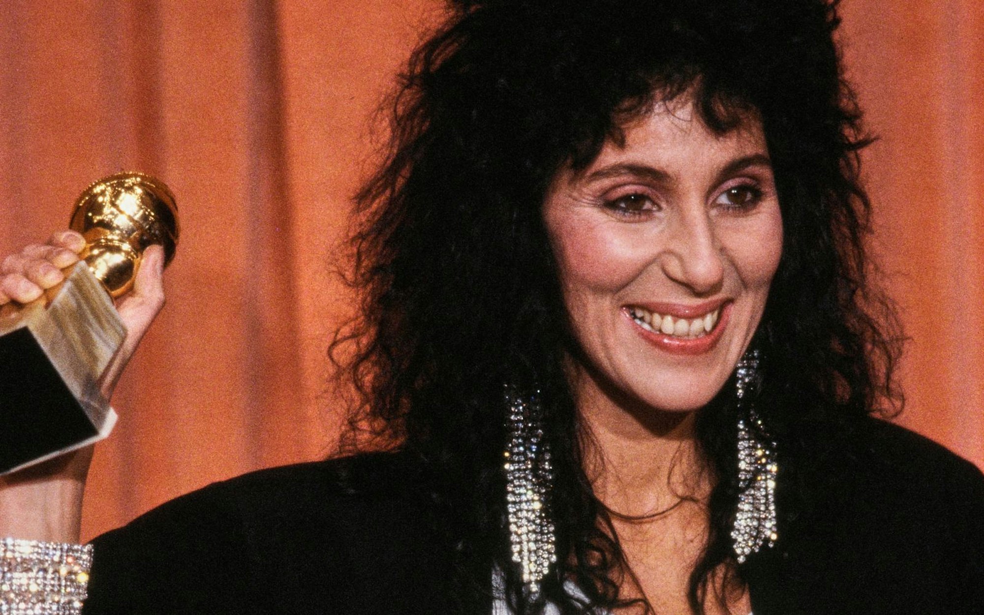 Auch als Schauspielerin war Cher erfolgreich: Für ihre Rolle in „Silkwood“ erhielt sie 1984 den Golden Globe als beste Nebendarstellerin. (Bild: Michael Montfort/Michael Ochs Archives/Getty Images)