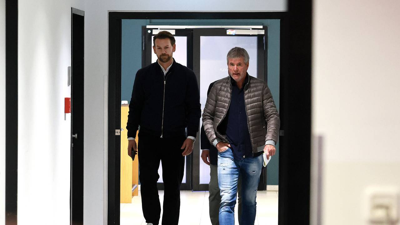 Friedhelm Funkel wurde am 5. Mai 2025 von Thomas Kessler als Trainer des 1. FC Köln präsentiert.