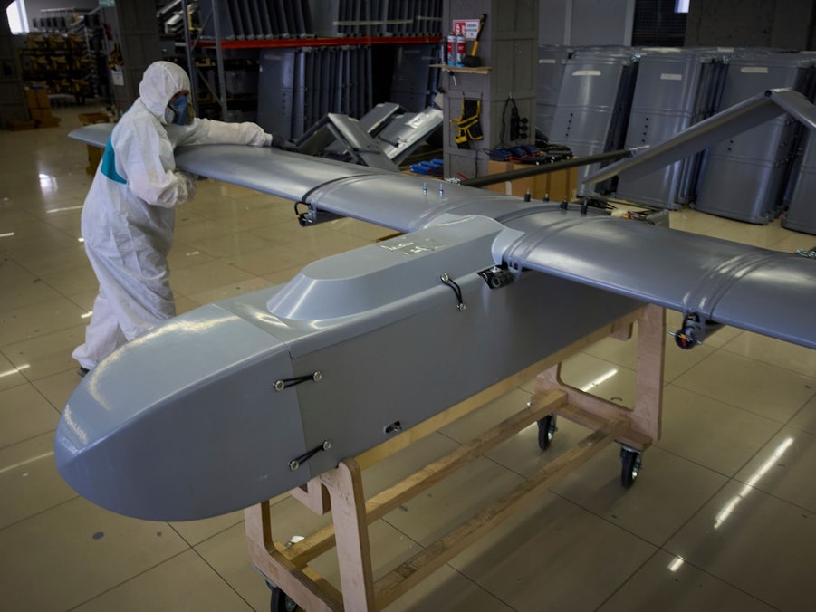 Ukraine-Krieg - Drohnenfabrik in der Ukraine