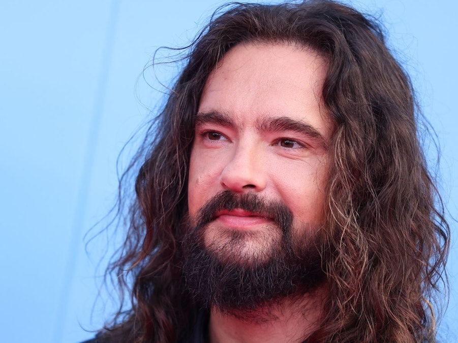 Tom Kaulitz wird „Fan-Experte“ bei MagentaTV. (Bild: 2024 Getty Images/Gerald Matzka)