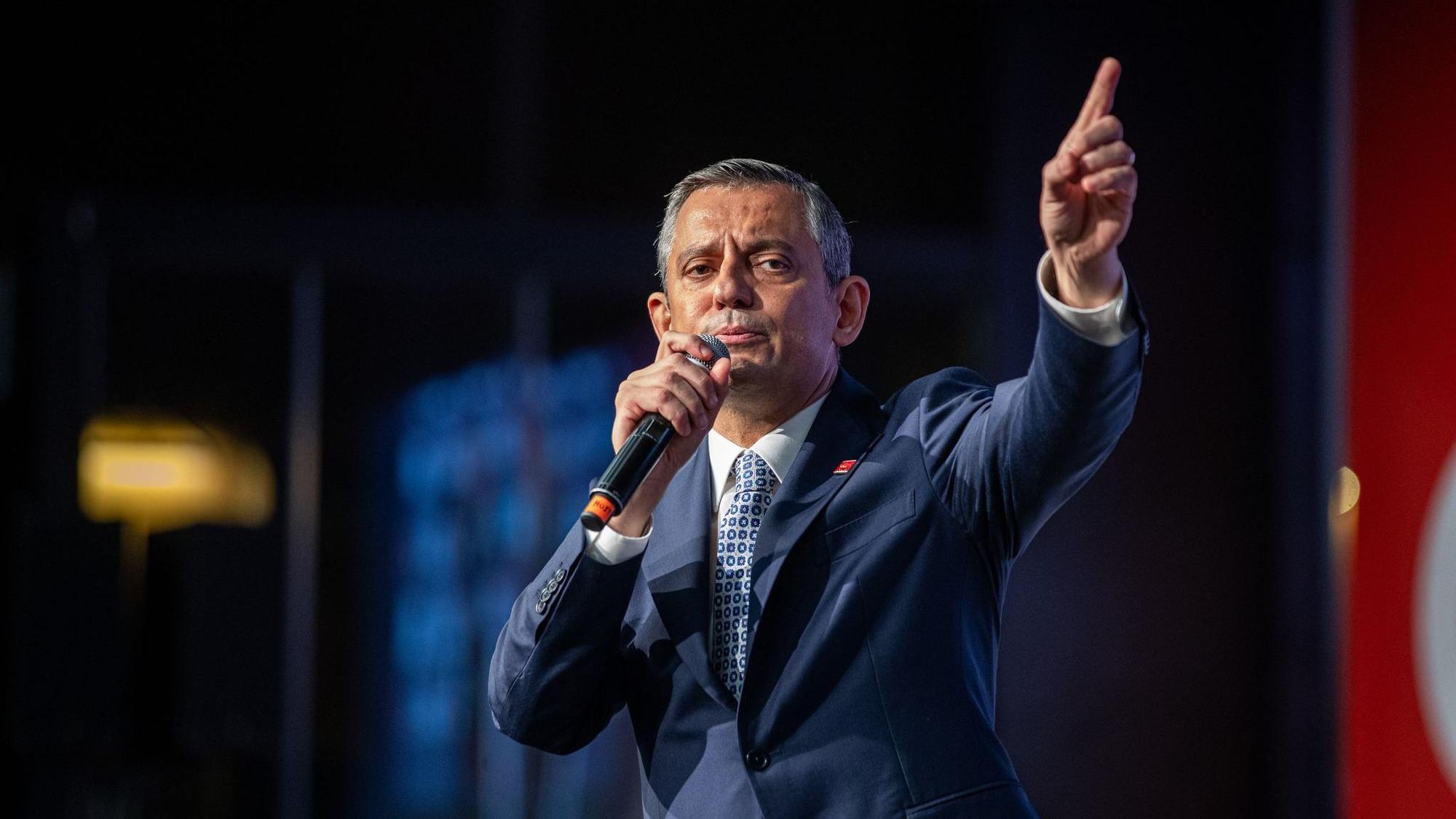CHP-Parteichef Özgür Özel
