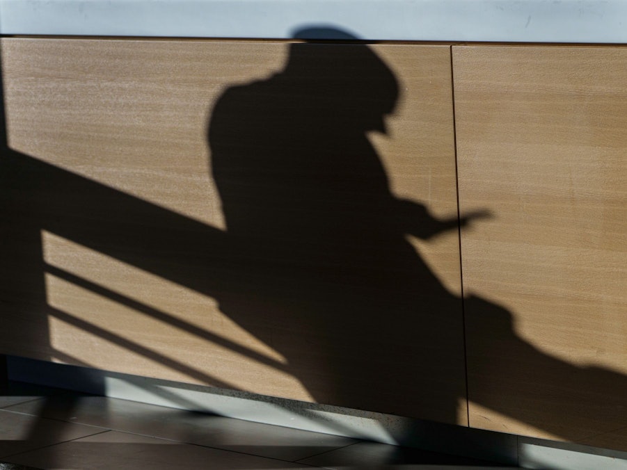 Umfrage: Mehrheit checkt stündlich das Handy