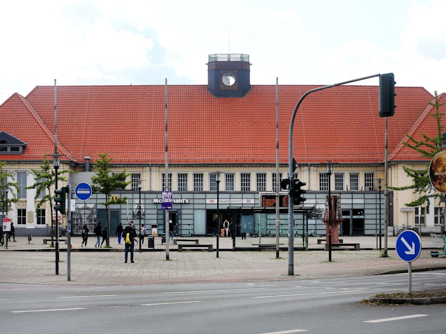 Hbf Wanne-Eickel - Hauptbahnhof Herne-Wanne-Eickel