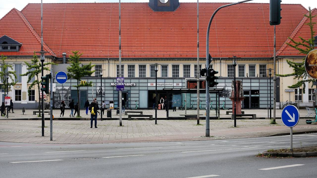 Hbf Wanne-Eickel - Hauptbahnhof Herne-Wanne-Eickel