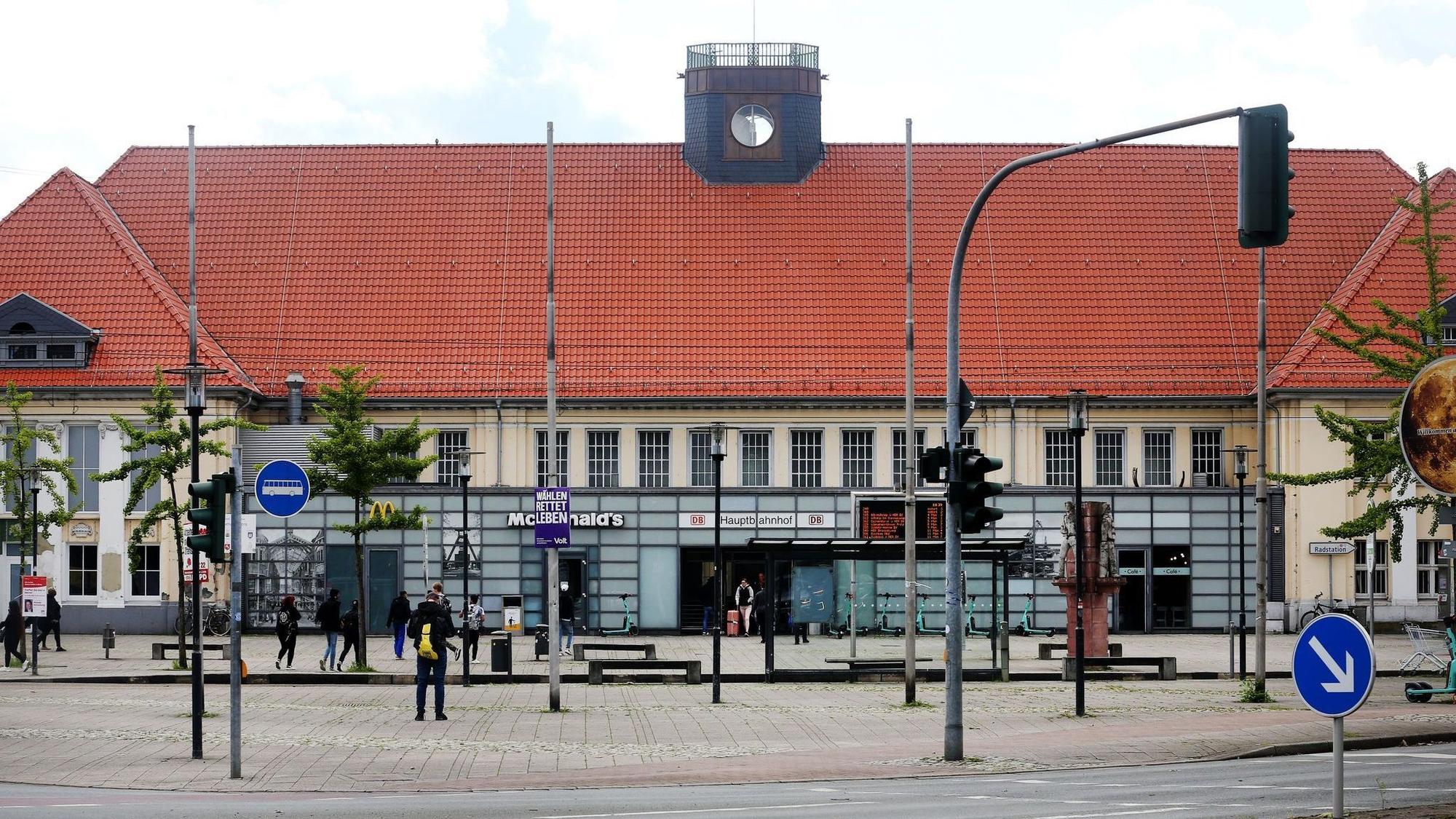Hbf Wanne-Eickel - Hauptbahnhof Herne-Wanne-Eickel