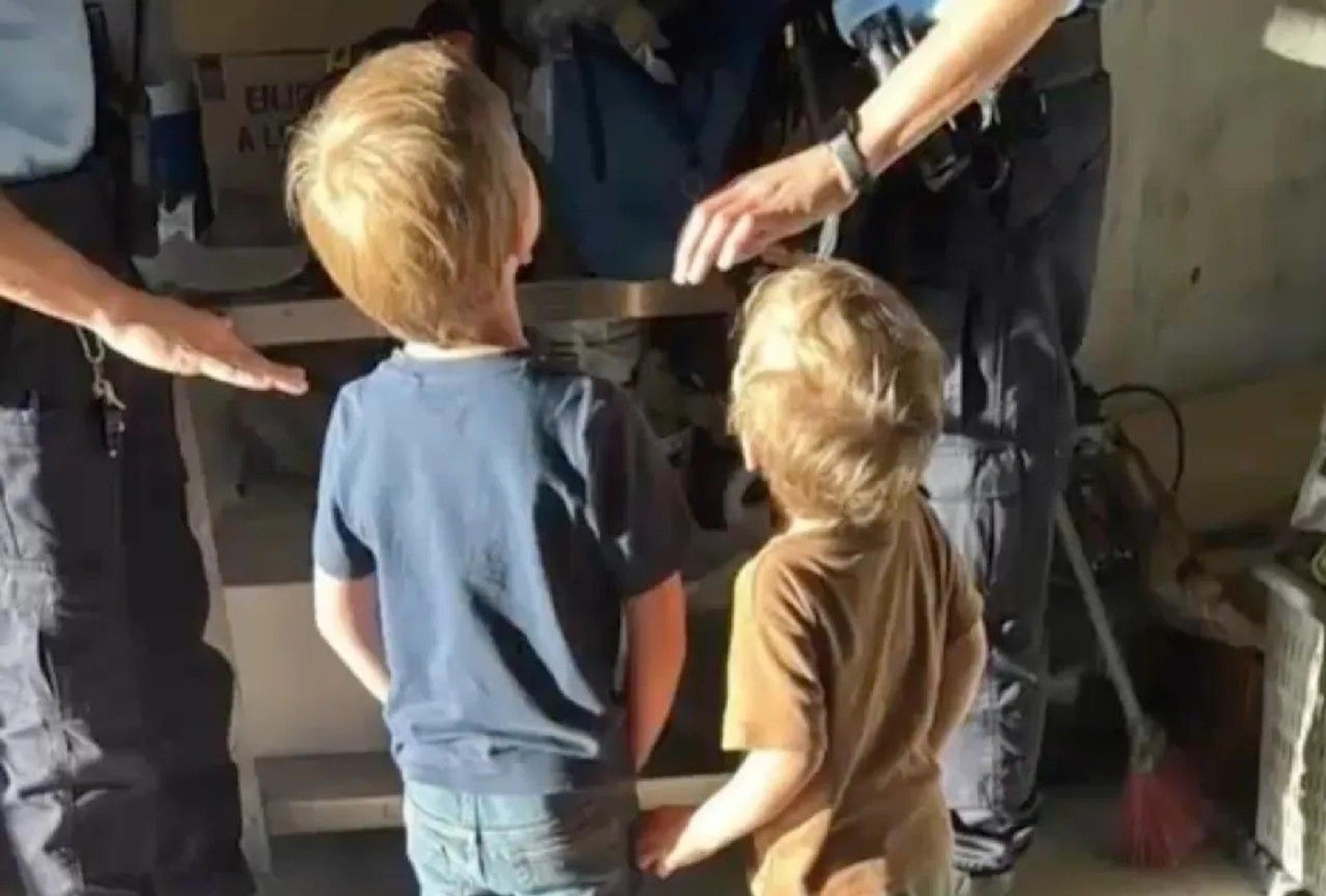 Die portugiesische Polizei meldet einen Fahndungserfolg im Fall der kleinen Jungen (3, 5) aus Frankreich. GNR