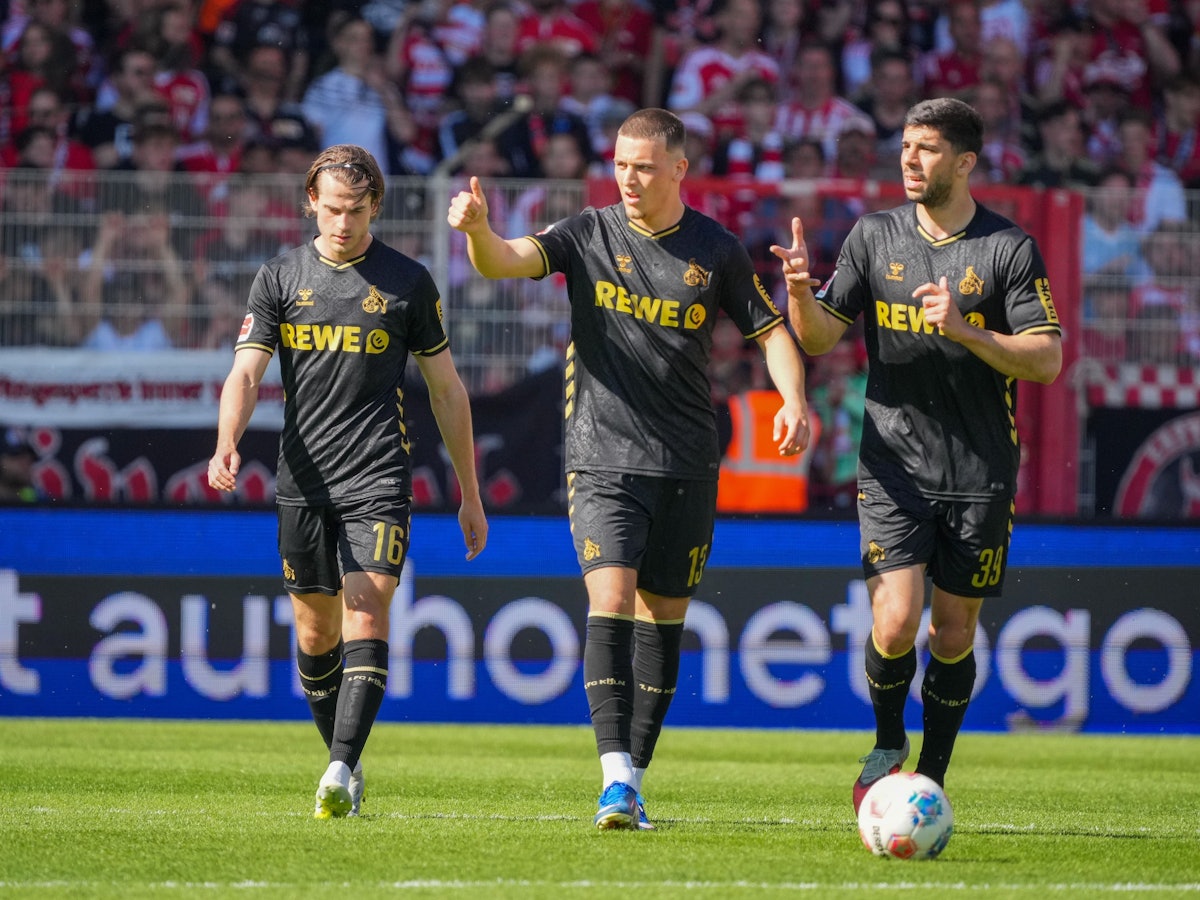Jakub Kamiński, Saïd El Mala und Cenk Özkacar beim Spiel gegen Union.